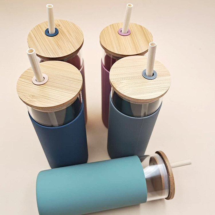 Staklena čaša u boji od 16oz bez BPA sa slamnatim silikonskim zaštitnim poklopcem od bambusa (3)